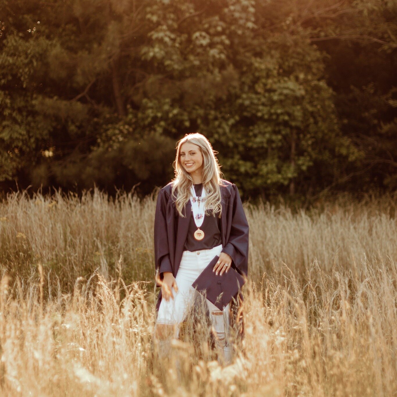 3. Capture the Memories: Your senior portraits are an essential part of your senior year experience, and now is the perfect time to start thinking about booking your session. We are excited to introduce our exclusive Fall + Spring Bundle Package, des